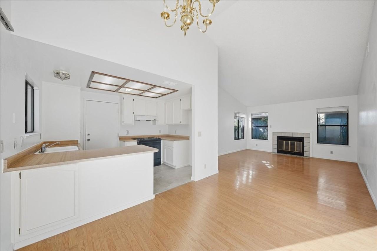 27 Estuary Ct - Photo 7 of 21