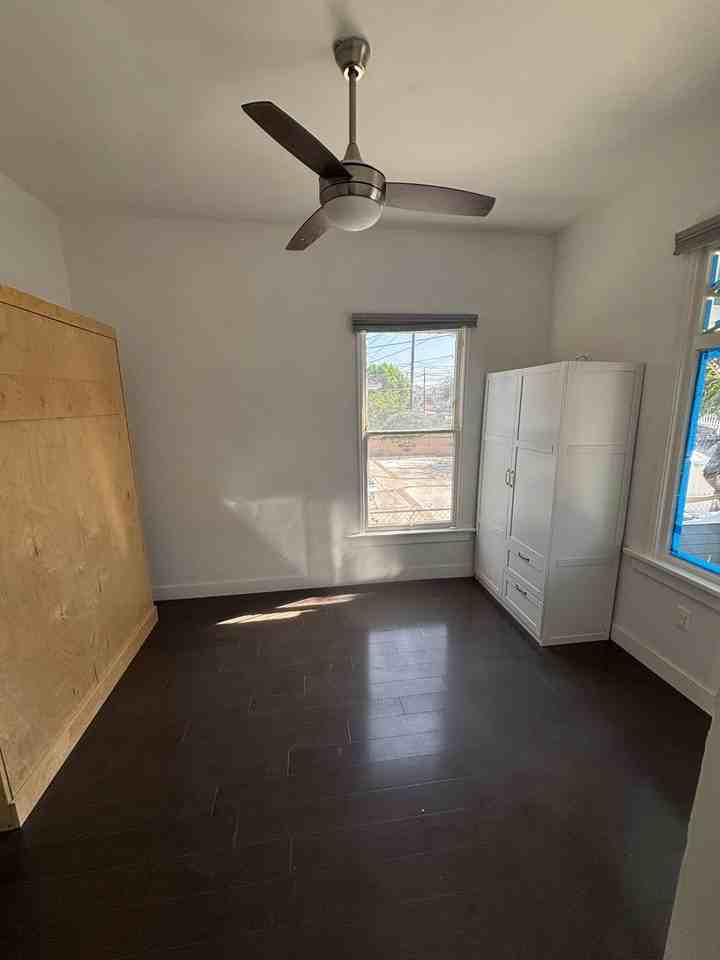 380 W 10th St - Photo 5 of 22