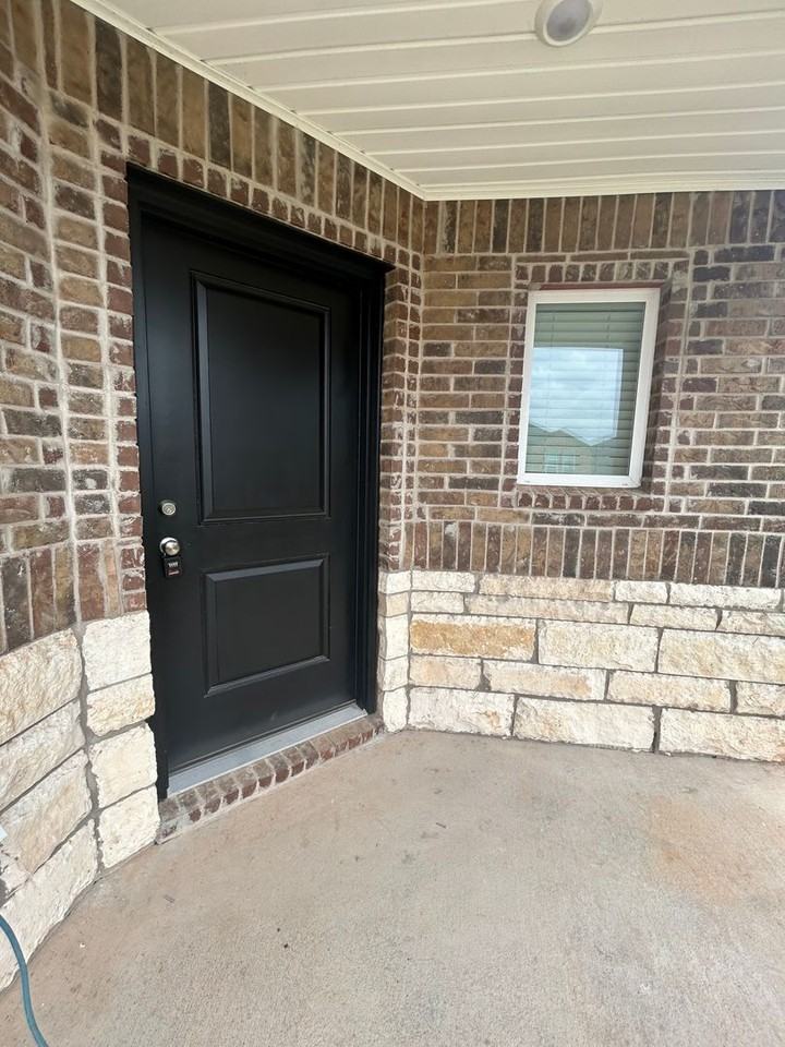 20504 20504 Mule Deer Drive - Photo 2 of 19