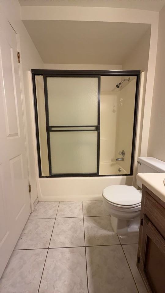 712 W Yosemite Ave - Photo 3 of 19