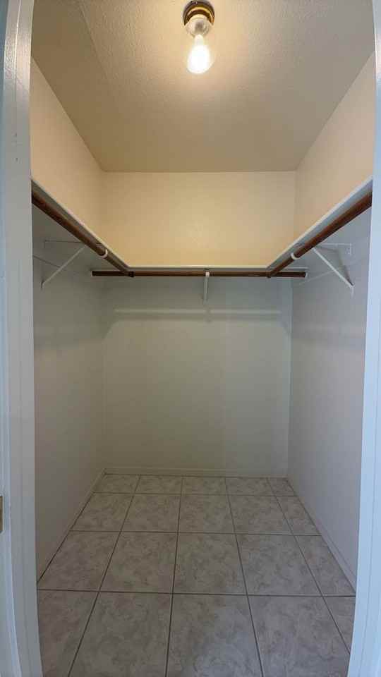 712 W Yosemite Ave - Photo 6 of 19