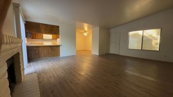 featured image of 712 W Yosemite Ave