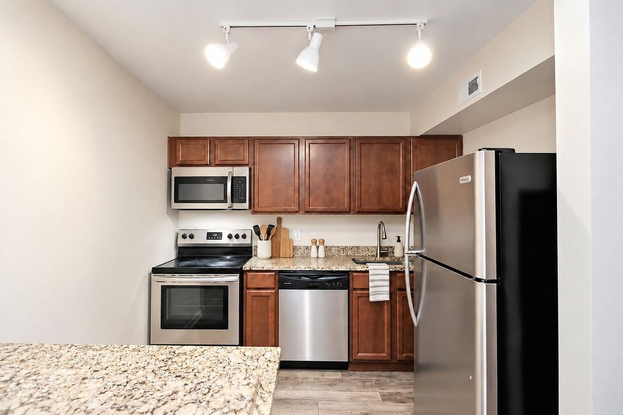 1213 Villa Ln #B