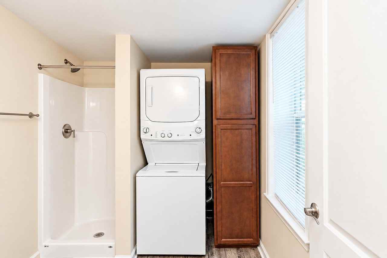 1213 Villa Ln #B - Photo 5 of 18