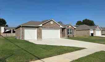 featured image of 7304 S Maple Ave