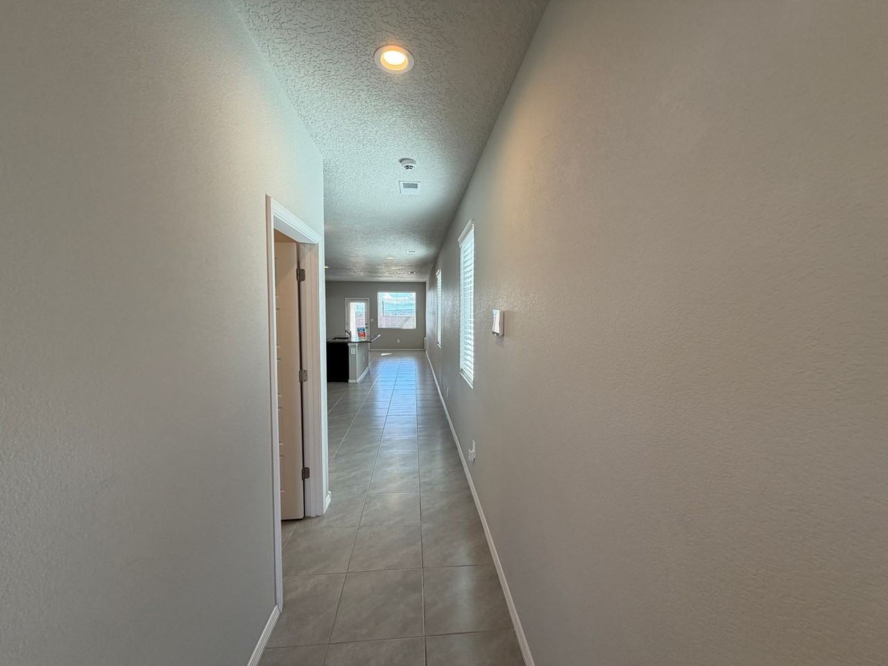 614 Turmalina Dr Se - Photo 5 of 30