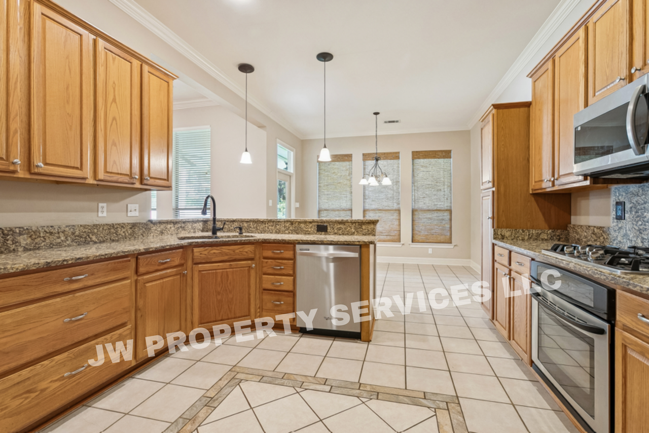 60 Lurline Dr - Photo 4 of 12
