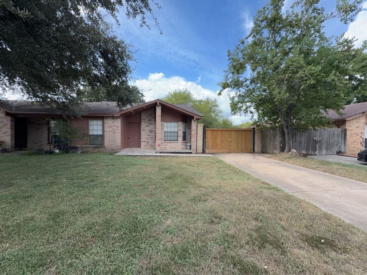 12639 Marble Dr - Photo 2 of 21