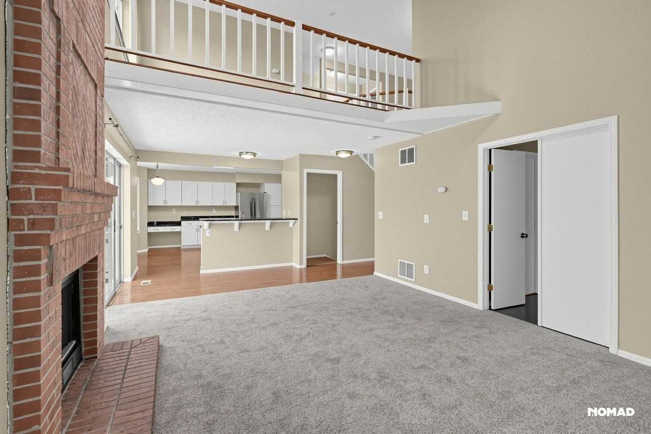 9669 Hemlock Ct - Photo 6 of 44
