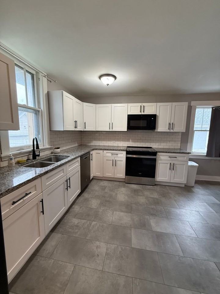 4201 Mayberry St - Photo 5 of 25