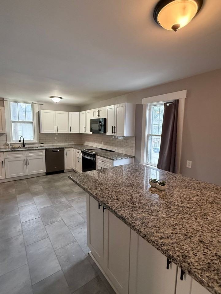 4201 Mayberry St - Photo 6 of 25