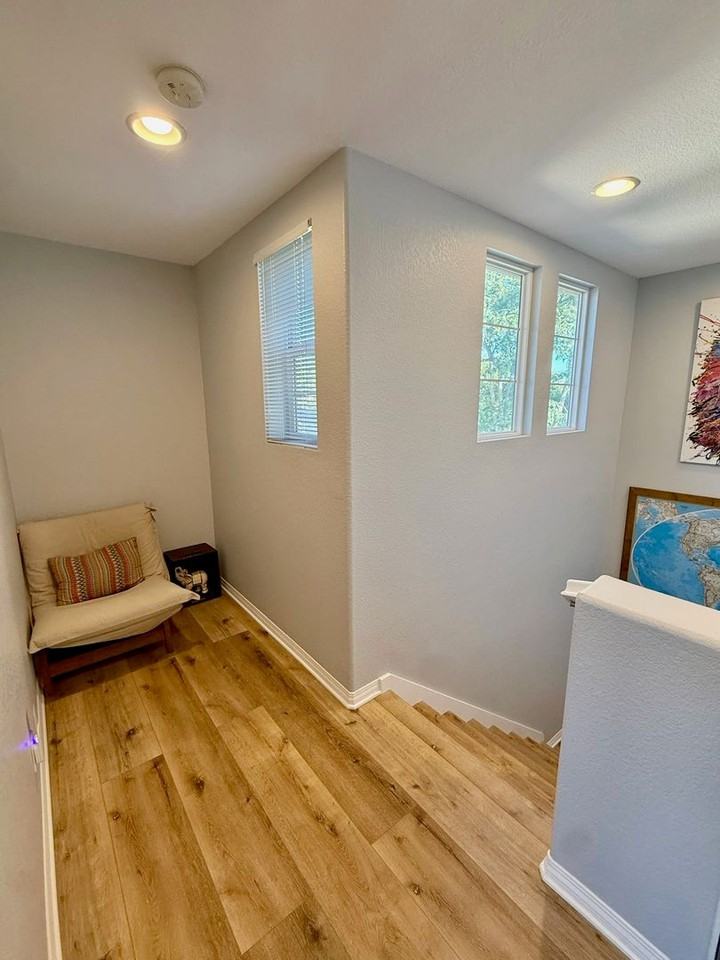 3129 Lisbon Ln - Photo 3 of 37