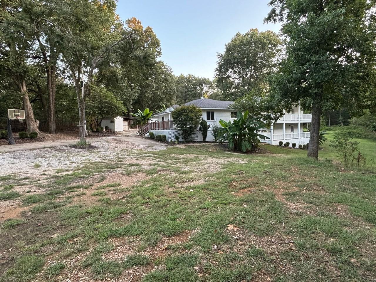 18003 Habberton Rd - Photo 2 of 19