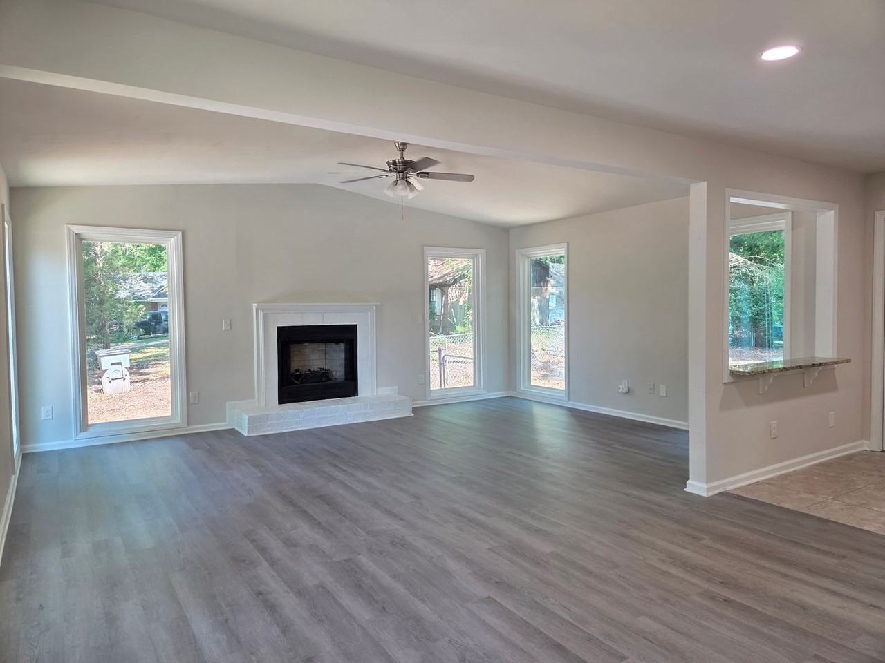 5143 Delivau Dr - Photo 3 of 18