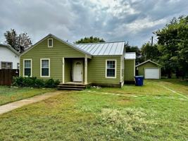 featured image of 323 Surber St