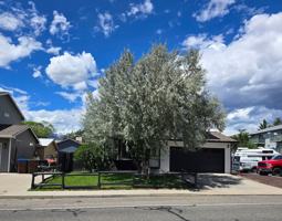 featured image of 2603 Acacia Ave