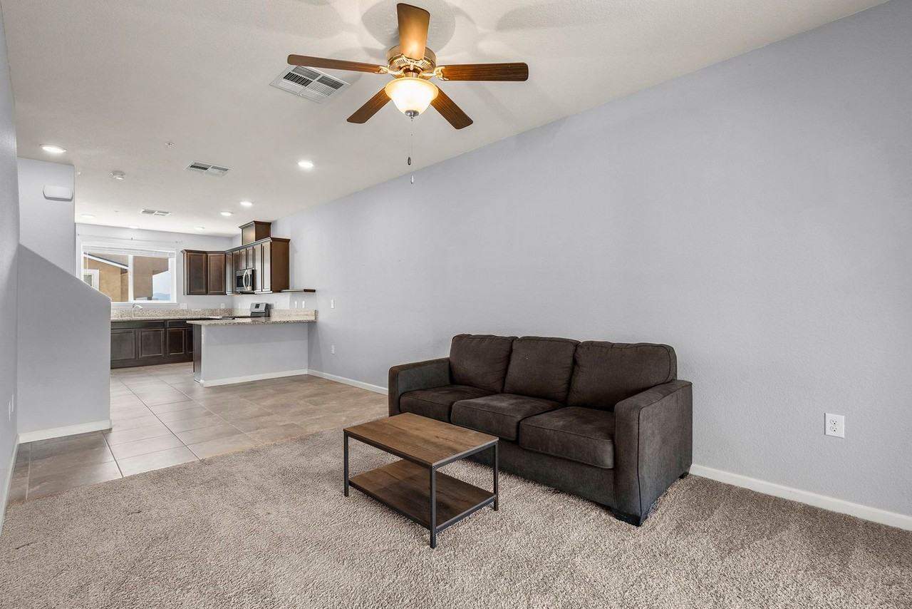 3206 Sterling Ridge Cir - Photo 5 of 28