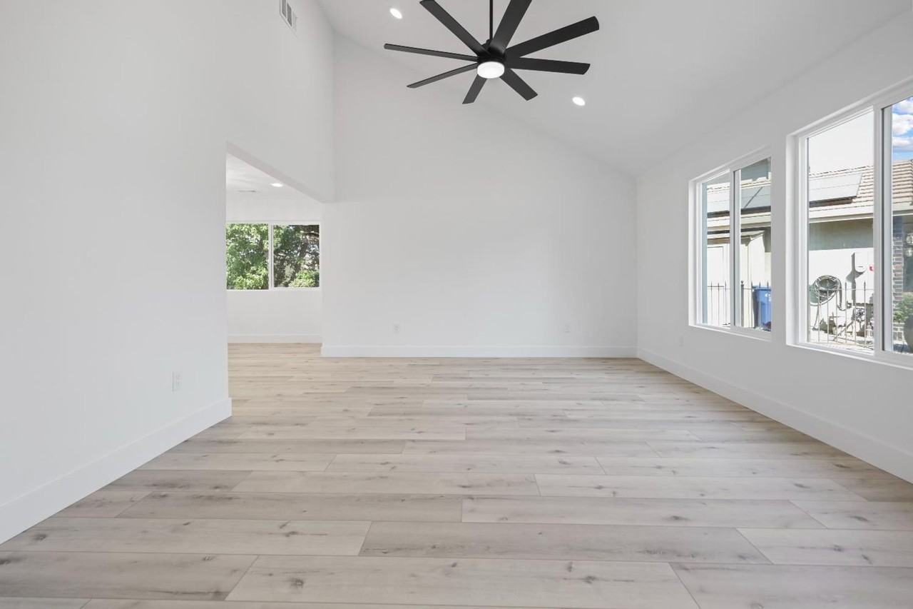 58 Turnstone Ct - Photo 5 of 50