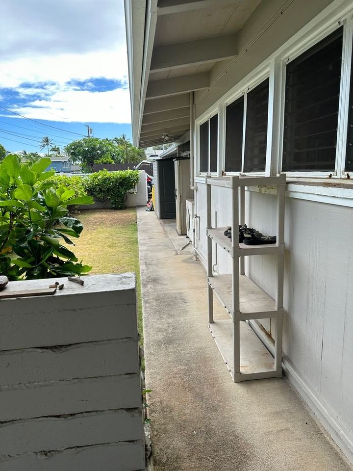 572 N Kalaheo Ave Apt A - Photo 5 of 16