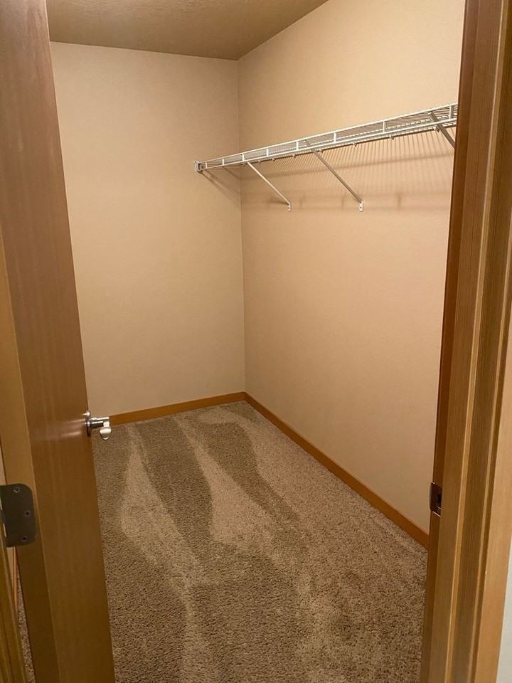 1624 20th Ave Nw #203 - Photo 6 of 8