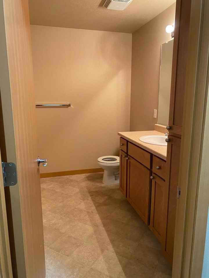 1624 20th Ave Nw #203 - Photo 7 of 8