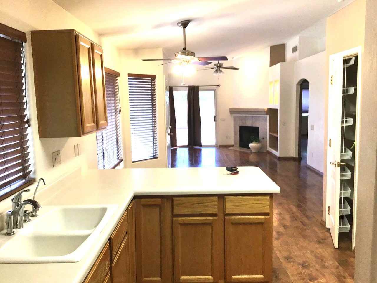 9083 N Ironwood Bluffs Ln - Photo 3 of 34
