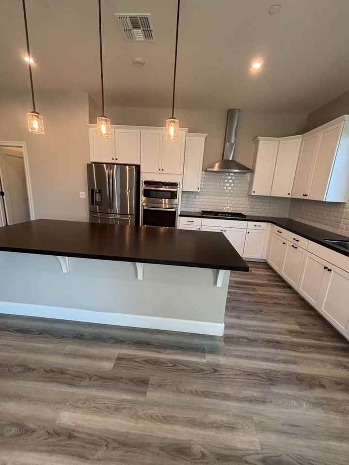 2037 Fowler Way - Photo 5 of 17