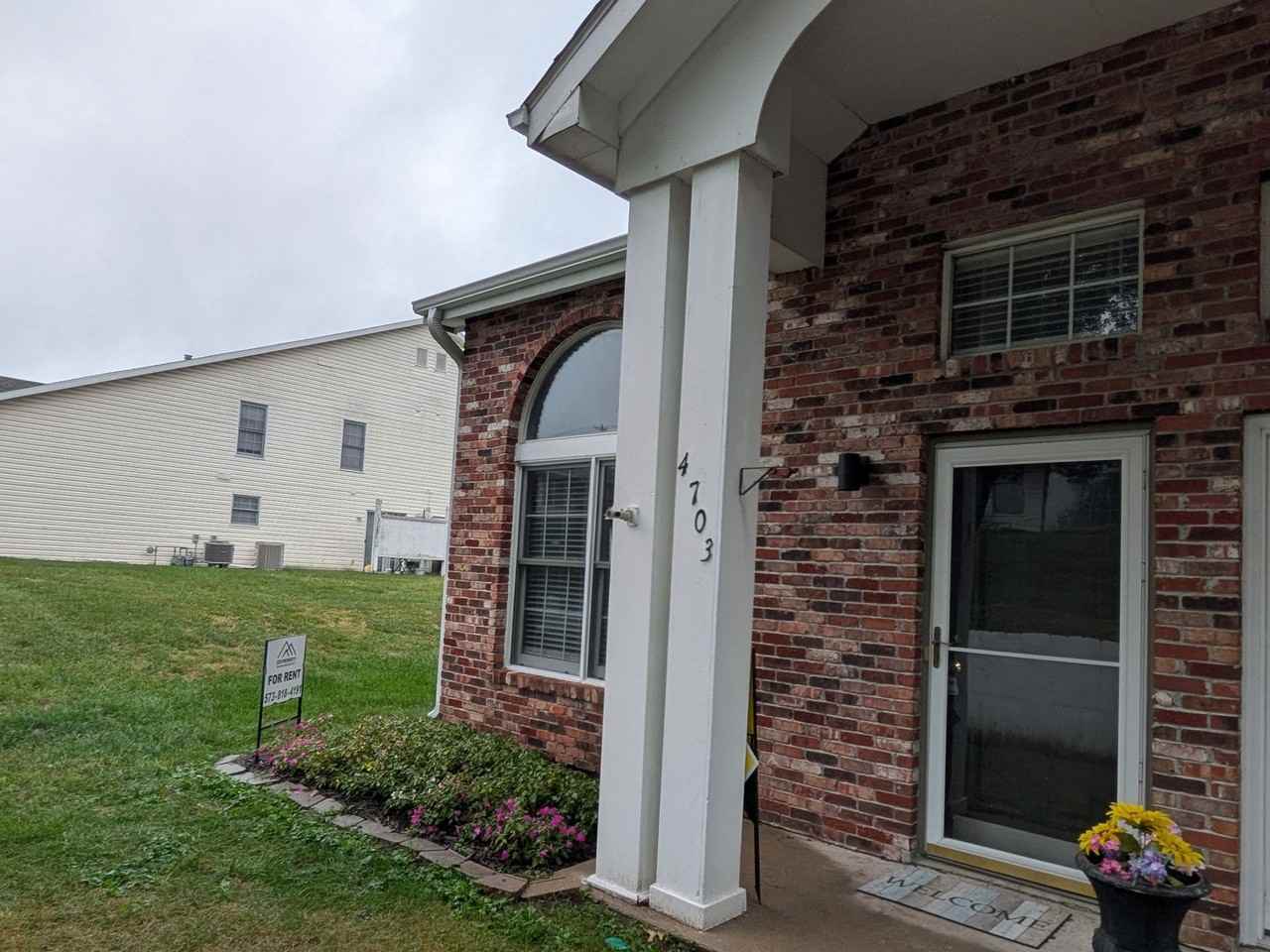 4703 Brandon Woods St - Photo 2 of 42