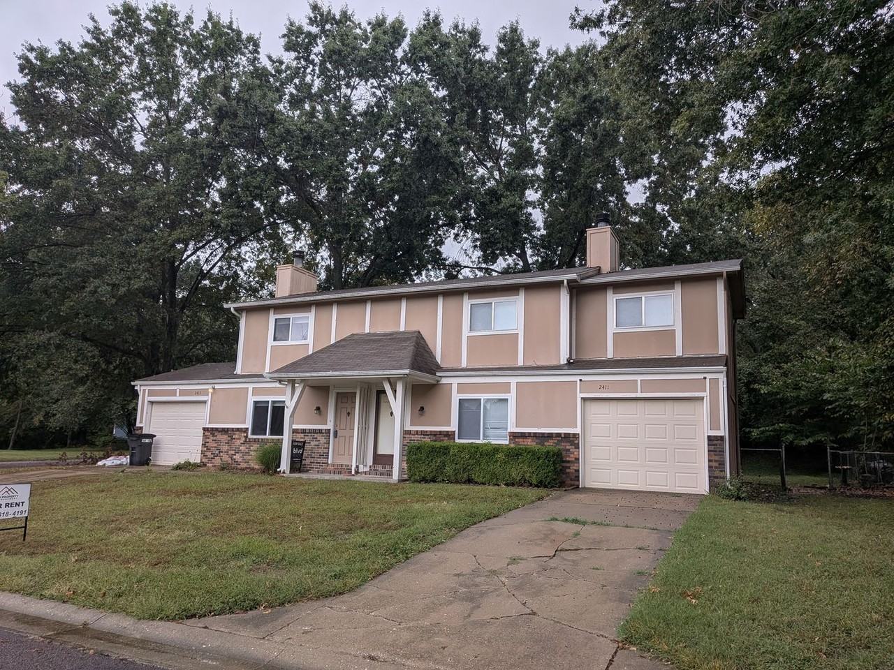2411-2413 Kendallwood - Photo 2 of 50