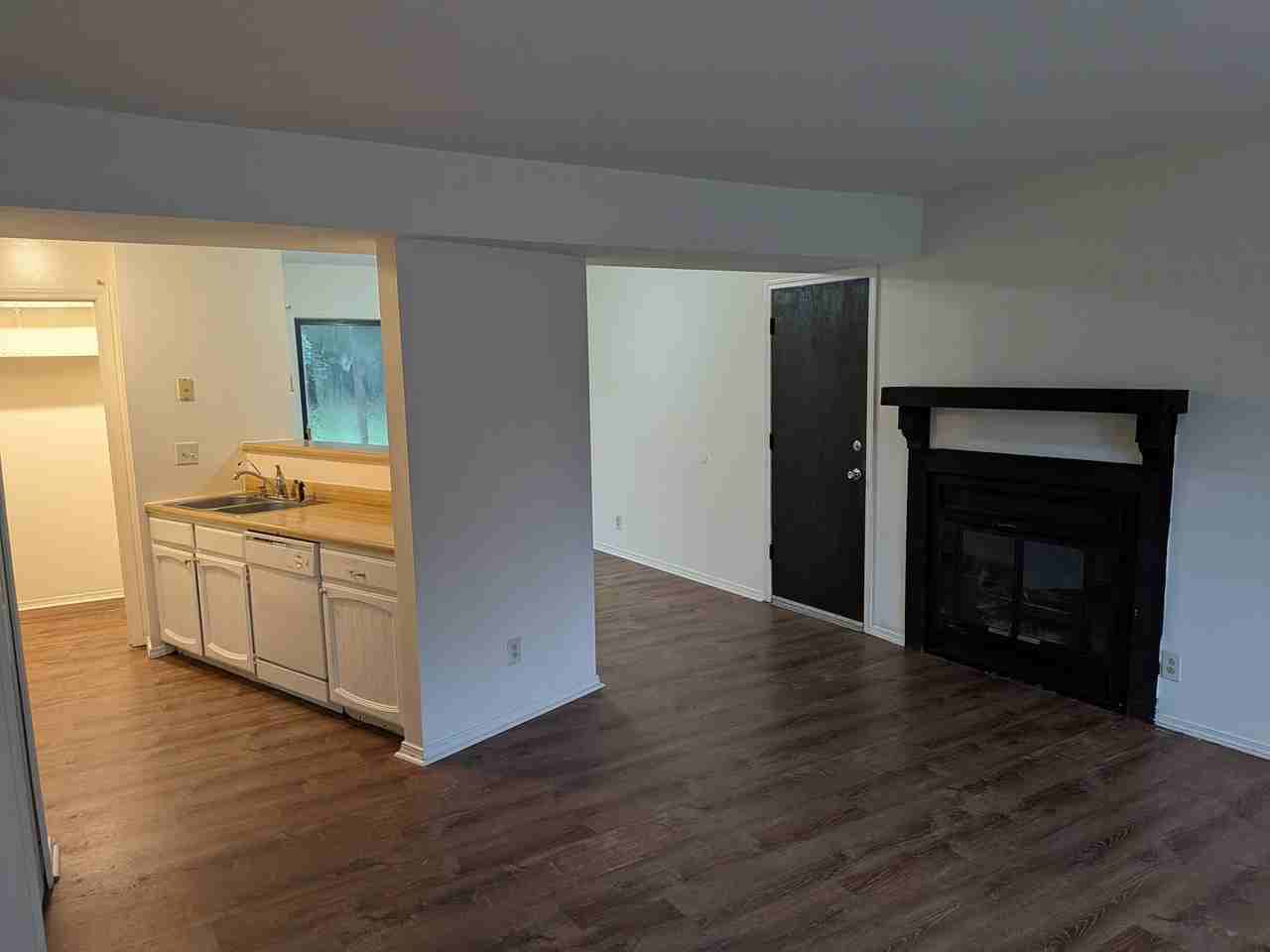 2411-2413 Kendallwood - Photo 4 of 50