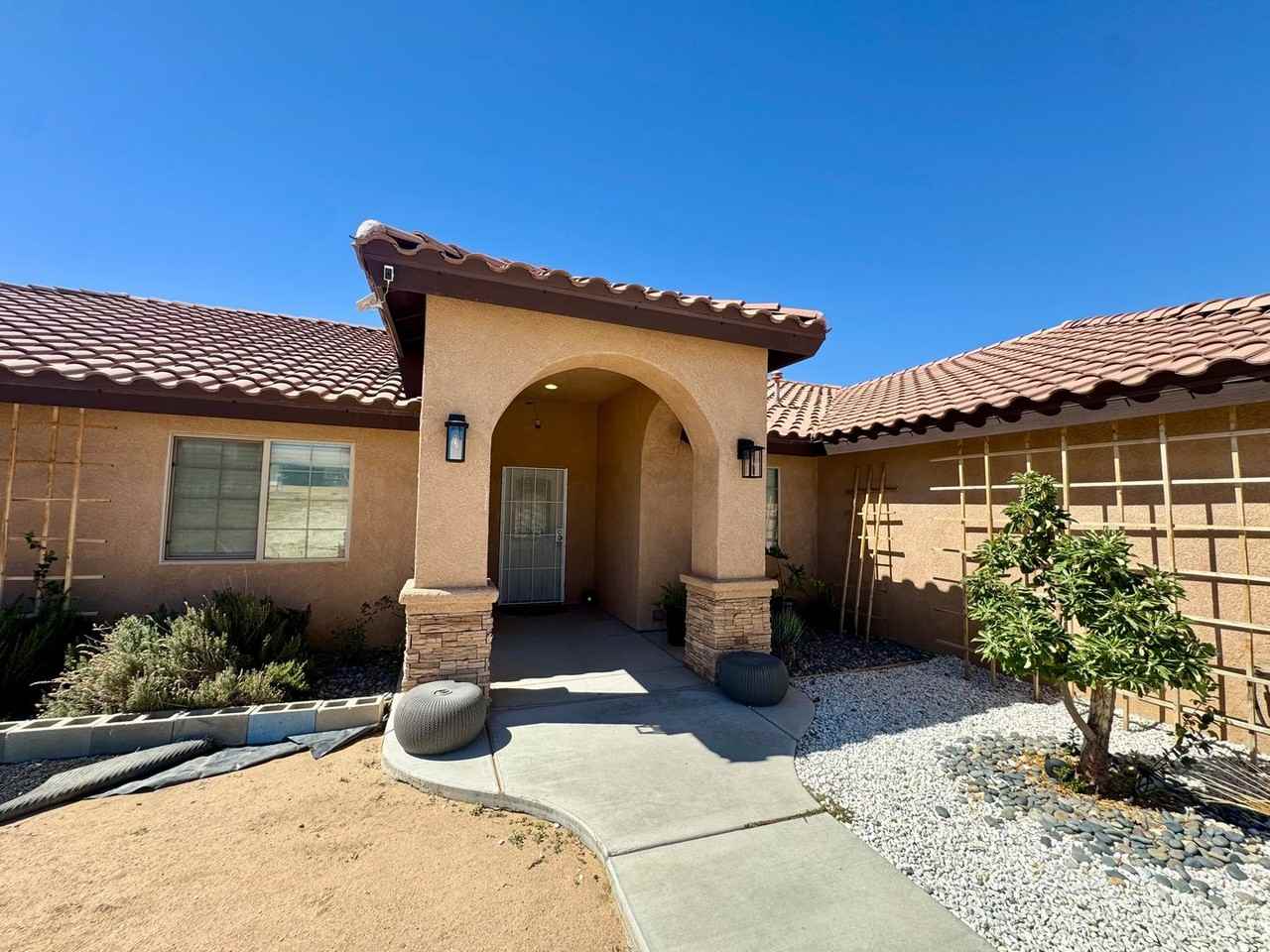 16066 Barranca Way - Photo 2 of 37