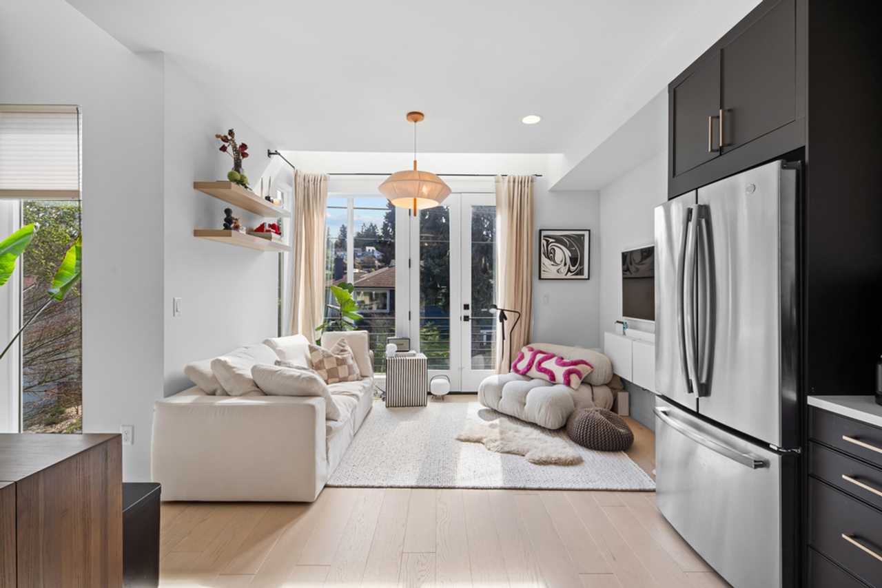 712 W Bertona St #A - Photo 6 of 23