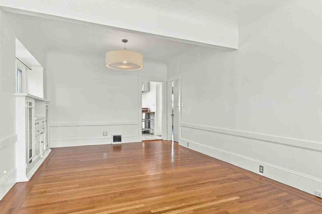 201 Otsego Ave - Photo 5 of 24