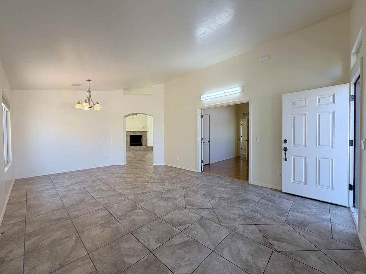 3254 Little Hill Ln - Photo 4 of 27