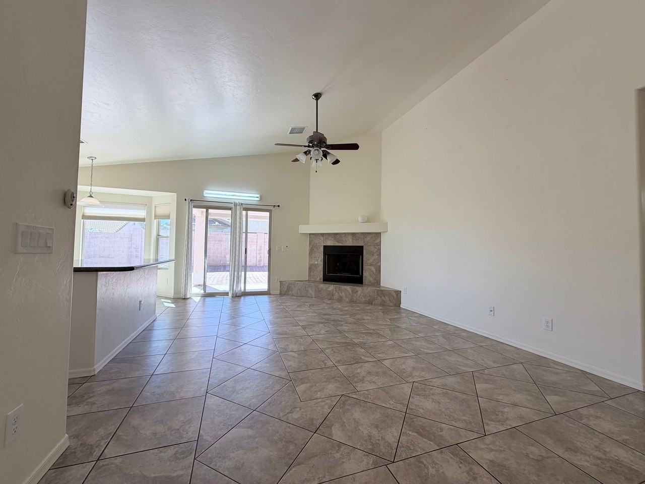 3254 Little Hill Ln - Photo 5 of 27