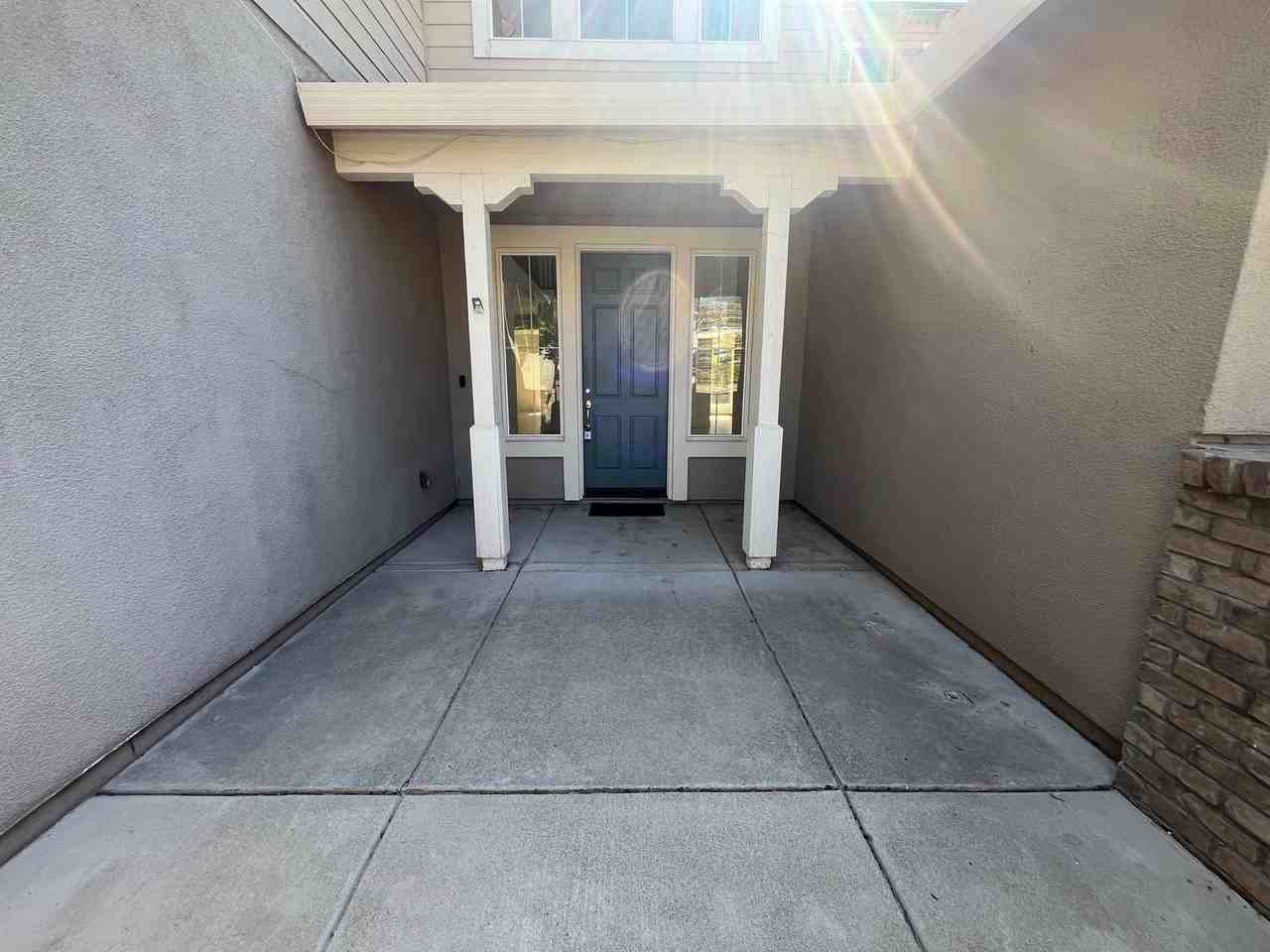 1551 Ainsworth Ln - Photo 2 of 50