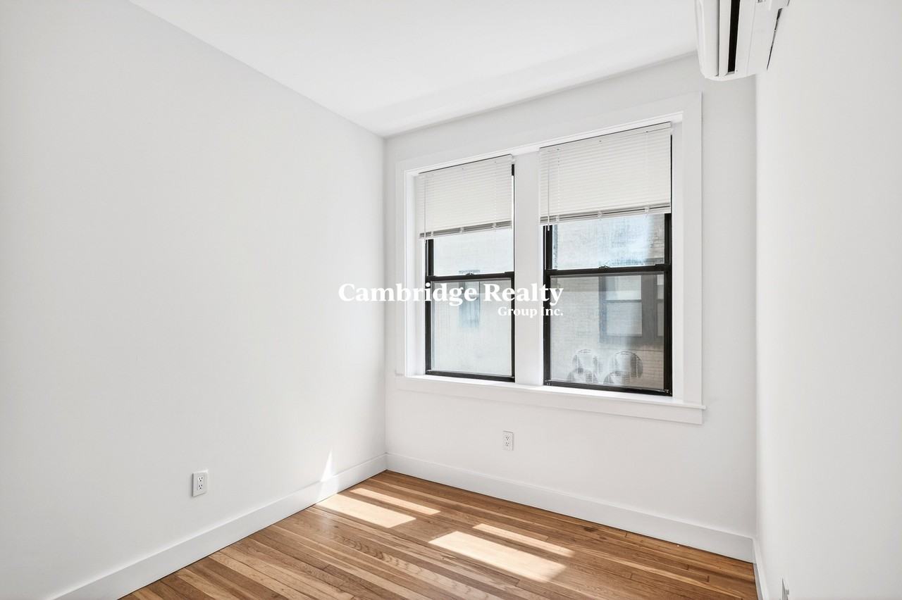12 Elko St #3T - Photo 5 of 14