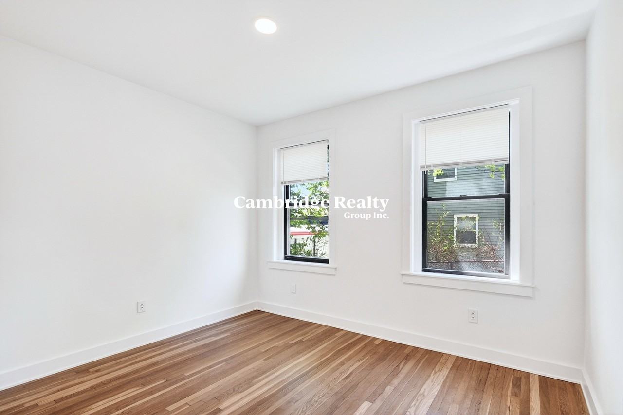 12 Elko St #3T - Photo 7 of 14
