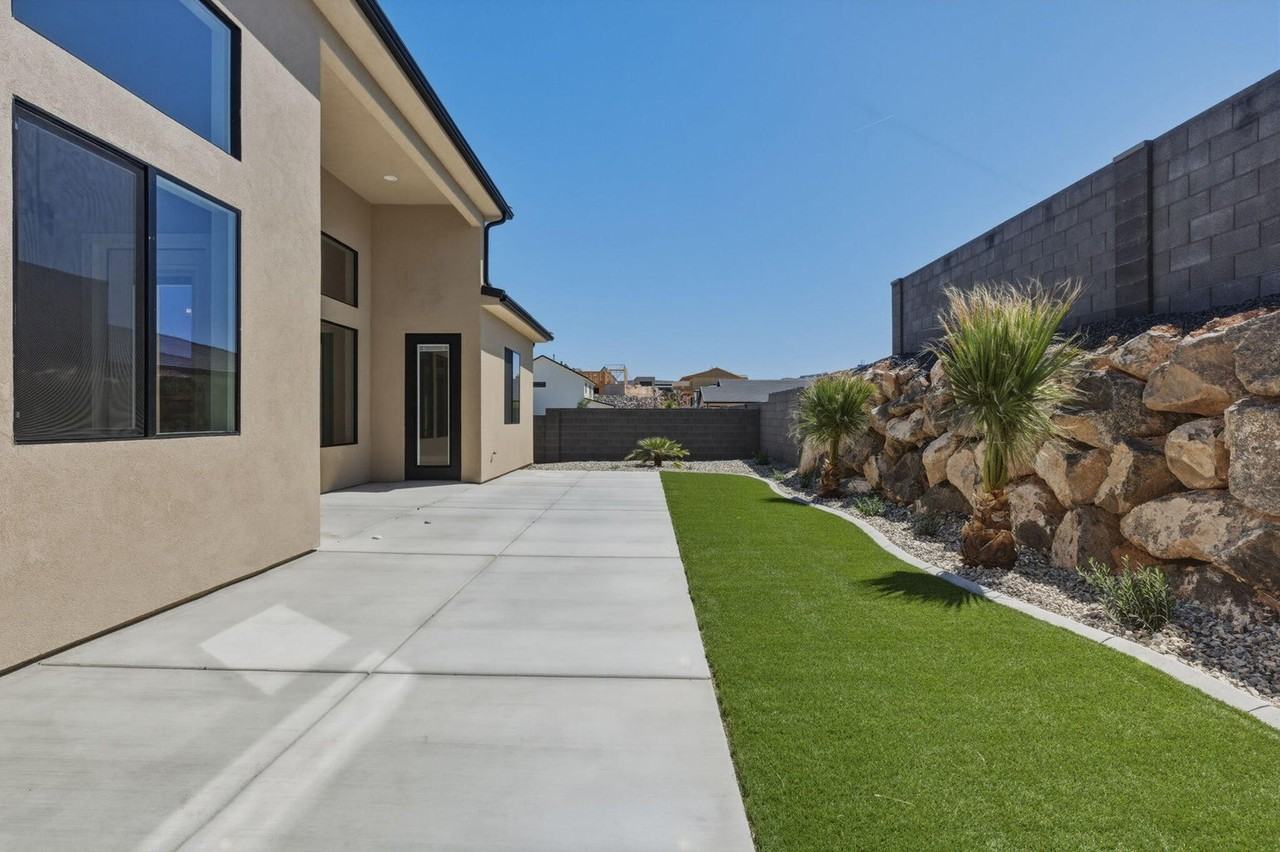 1591 Ws - Photo 3 of 27