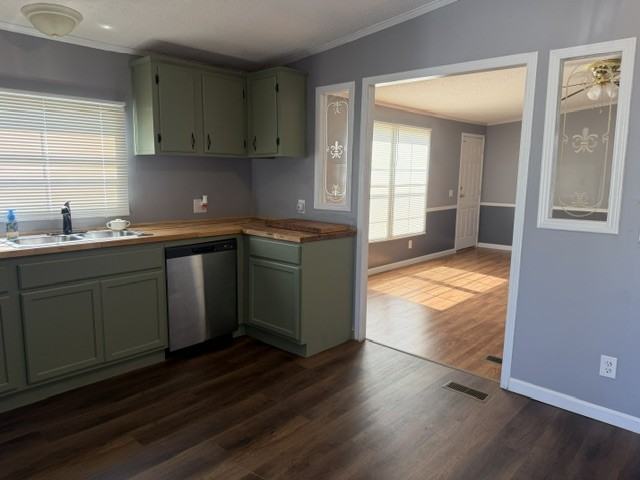 54 Garland Dr - Photo 5 of 18