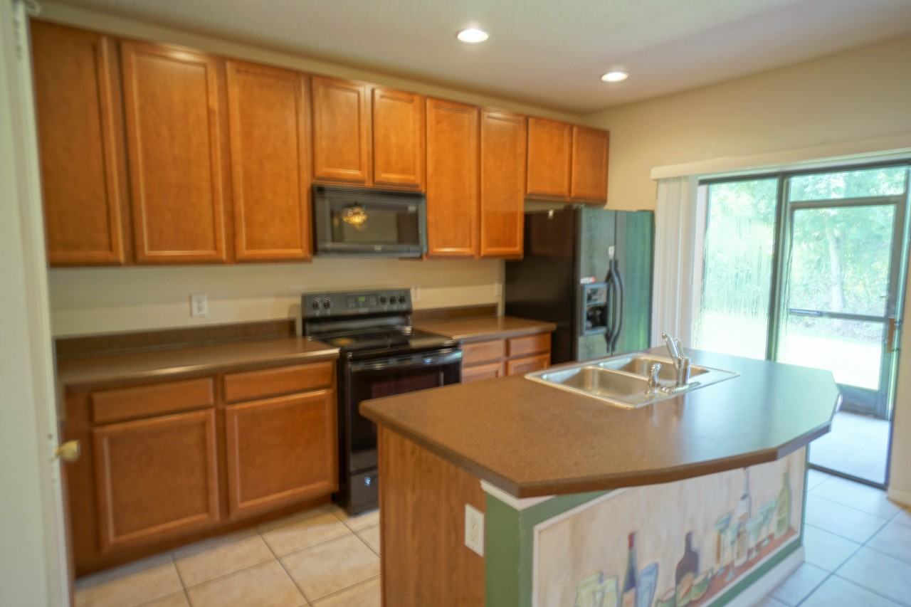 30119 Mossbank Dr - Photo 7 of 15