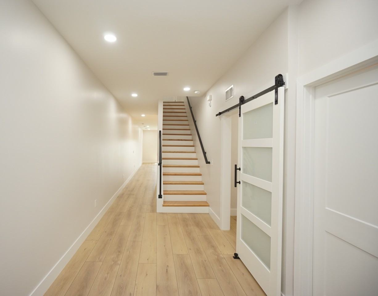 4308 W Gray St #4 - Photo 2 of 22