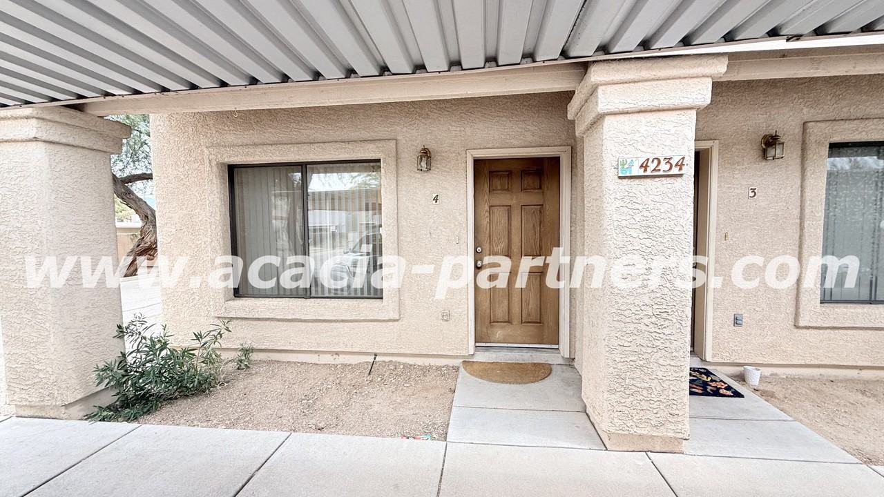 4234 E Monte Vista Dr #4 - Photo 2 of 17