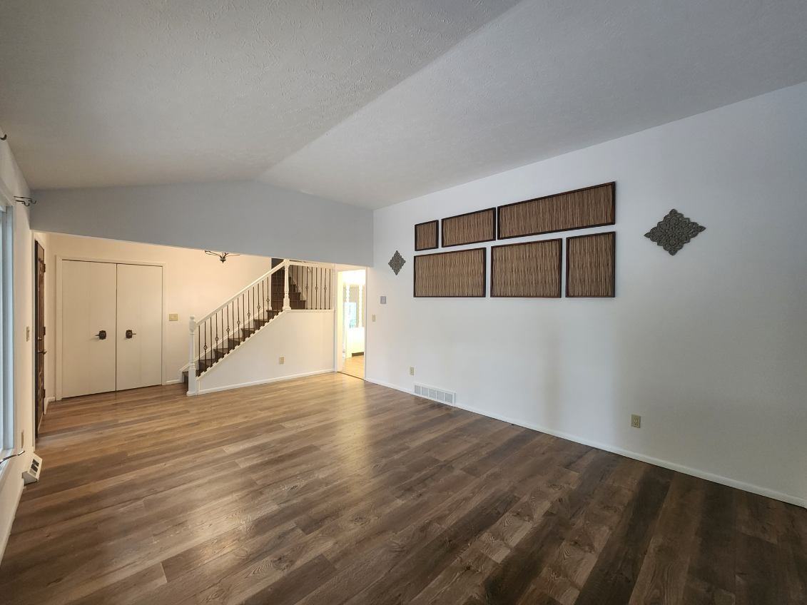 6741 Duneden Ave - Photo 4 of 22