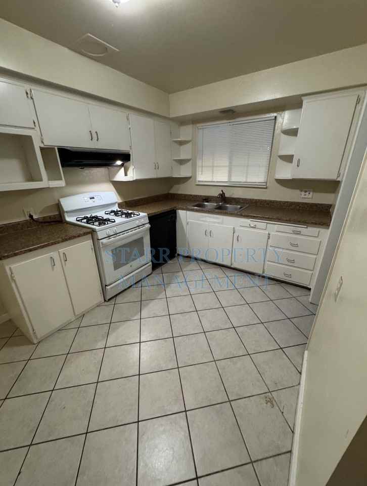 6026 Harrisburg Pl - Photo 6 of 14