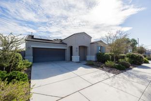 2315 N Camden Dr - Photo 1 of 1