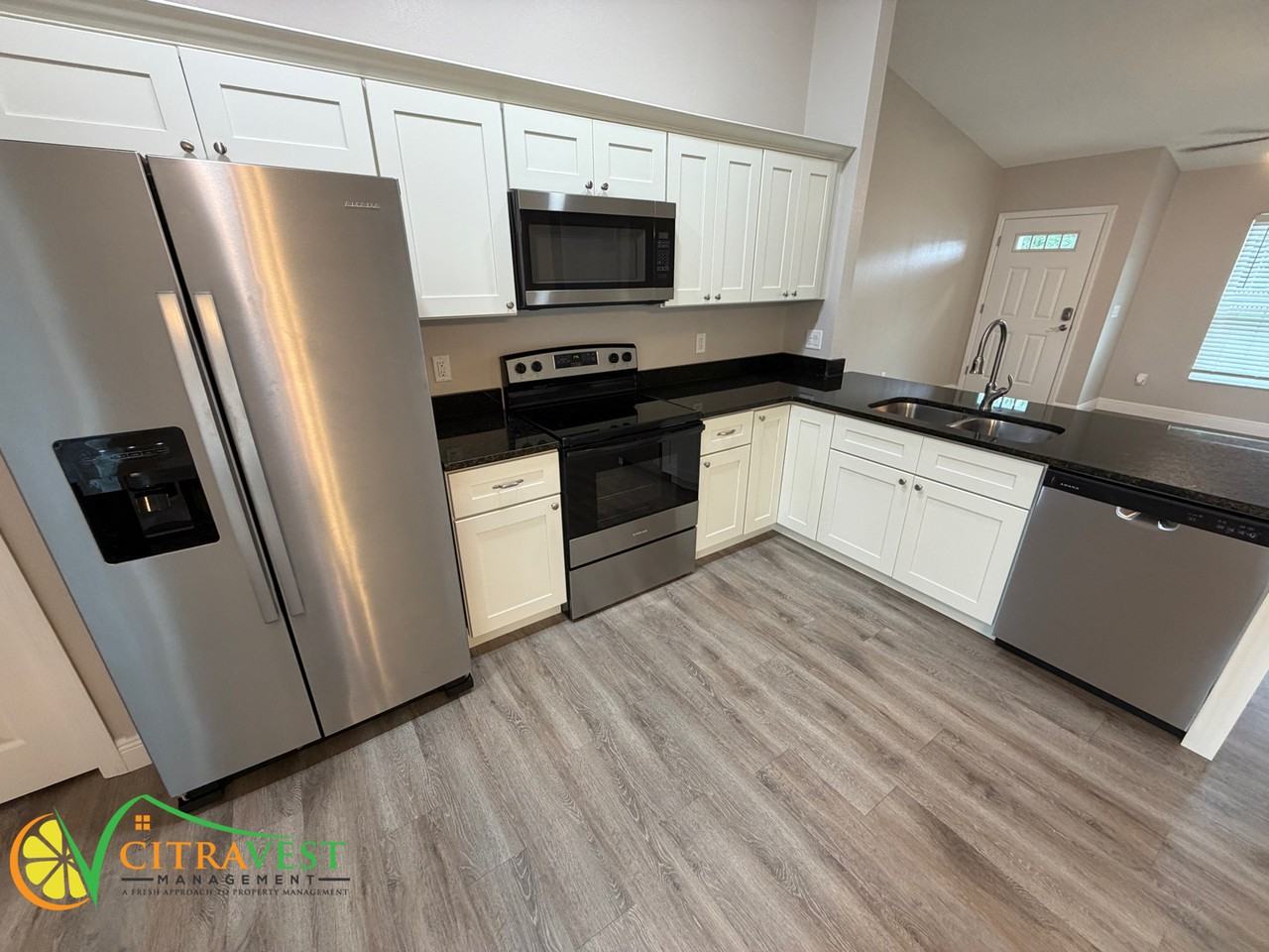 9798 N Chapel Way - Photo 4 of 13