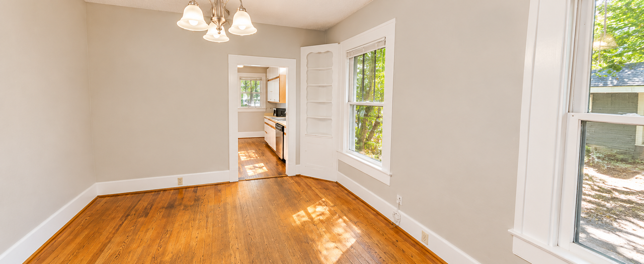 2823 San Pedro St - Photo 6 of 36