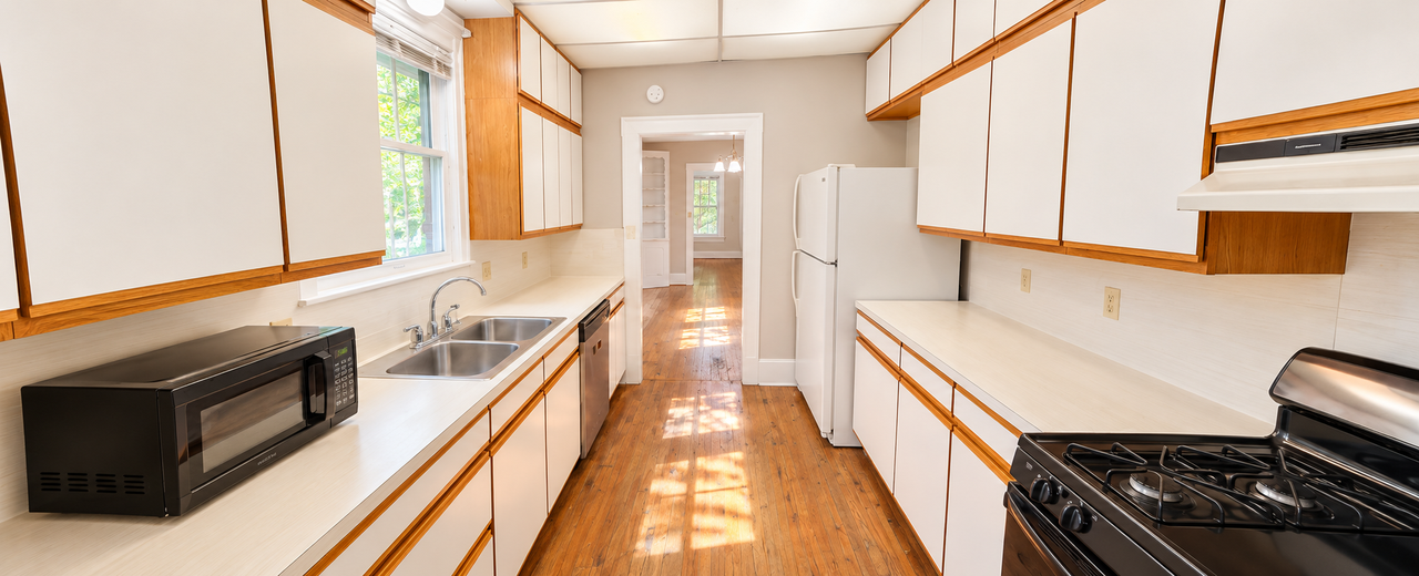 2823 San Pedro St - Photo 7 of 36