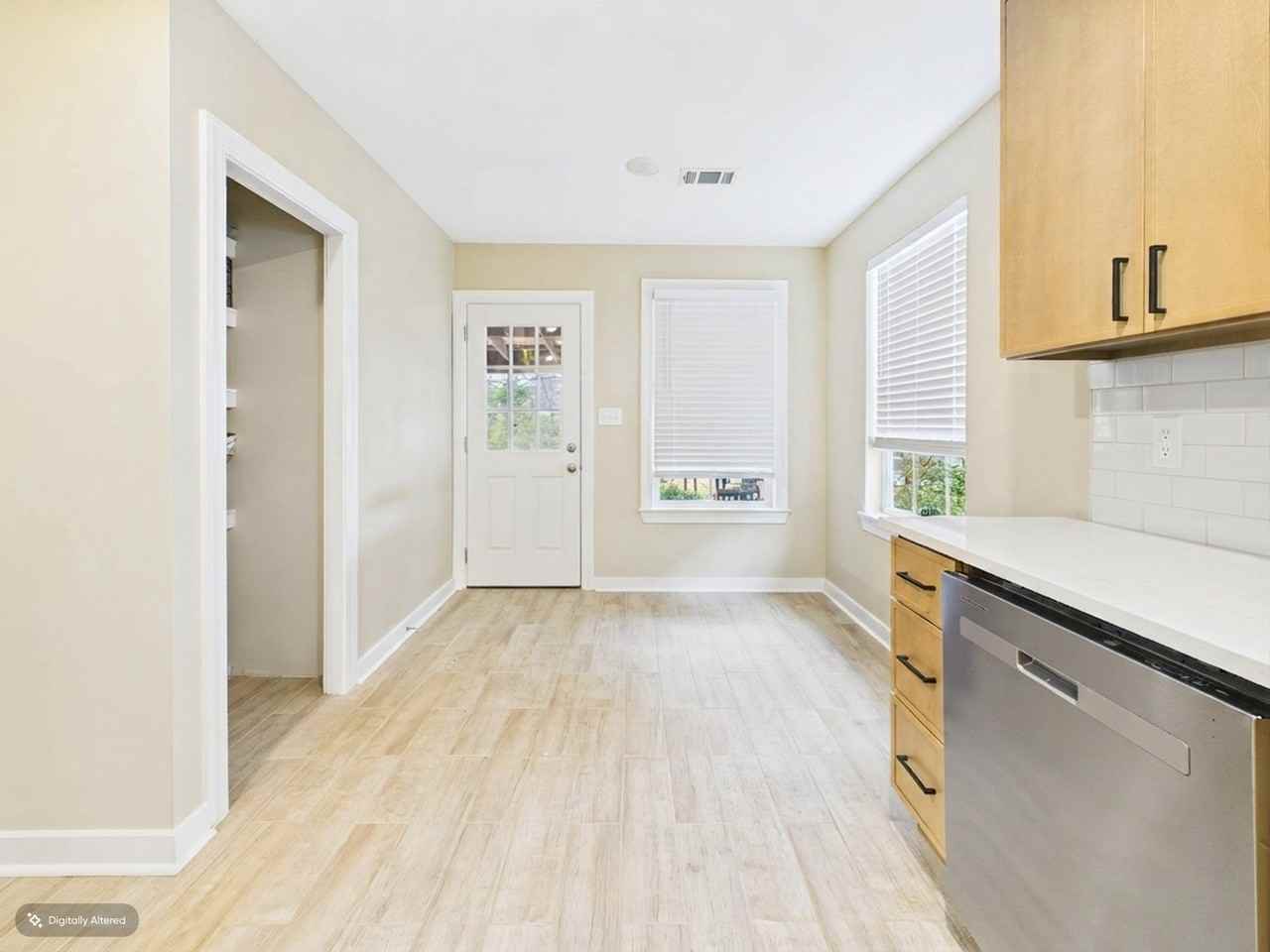 713 Harris Ave - Photo 6 of 19